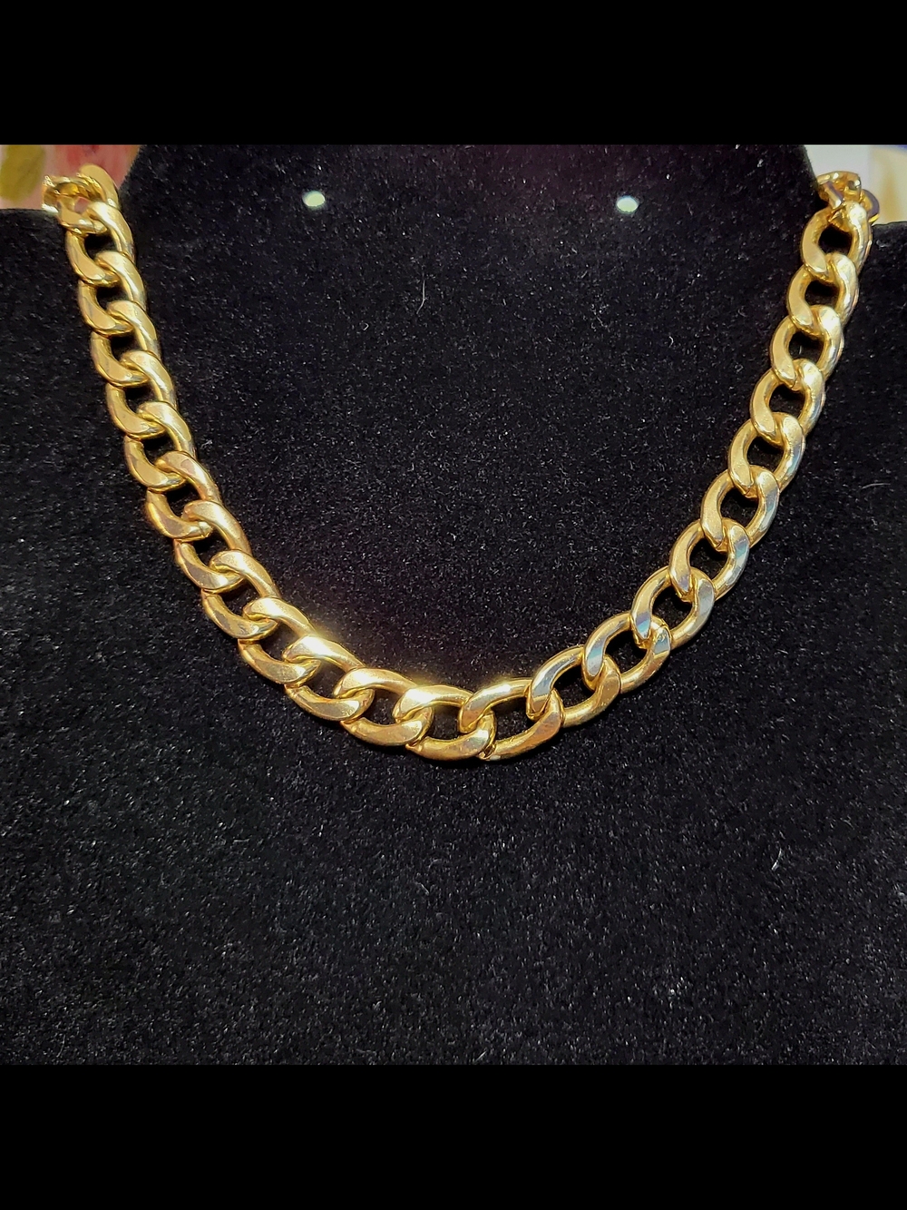 Chunky Gold Tone Cuban Link Chain Necklace - 17" Statement Choker